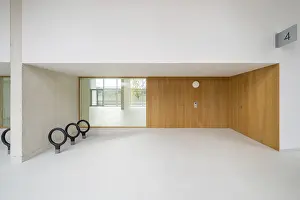 Eco Friendly Interior Design Drucke: Modern architectural interior featuring sustainable design elements