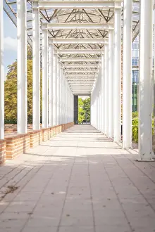 Upper Bavaria Buildings Drucke: Modern portico with open structure