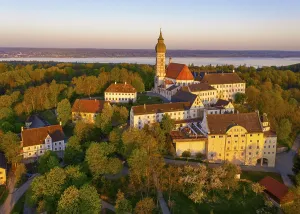 Upper Bavaria Views Drucke: Monastery Andechs in the morning light