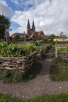 Clinker Construction Germany Drucke: Monastery garden, Jerichow Monastery