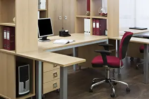 Empty Office Desk Setup Drucke: Monitor on a desk in a modern office