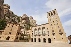Drucke von Montserrat-Monaster-Kathedrale, Kirche in der Nähe von Barcelona, Katalonien, Spanien Montserrat Drucke: Kathedrale des Montserrat-Mönchstifts