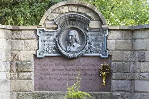 German Poet Statue Drucke: Monument to Friedrich Holderlin
