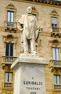 Deserted Memorial Site Drucke: Monument to Giuseppe Garibaldi