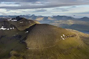 High Angle Mountain Shot Drucke: Mountain landscape in the evening light