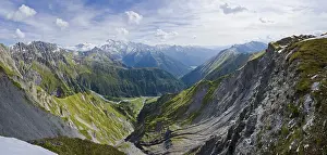 High Mountain Range Europe Drucke: Mountain landscape in fall