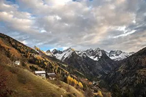 Tyrol Austria Landscape Drucke: Mountain landscape in fall, cloudy