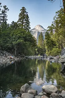 Yosemite Valley Drucke: Mountain reflected in Merced River