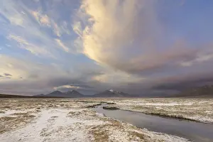 Moody Evening Atmosphere Drucke: Mountains and clouds in the evening light
