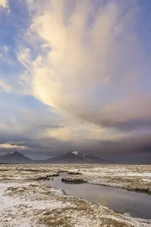 South America Landscape Drucke: Mountains and clouds in the evening light
