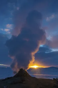 Icelandic Geothermal Area Drucke: Mud pot with steam source at sunrise