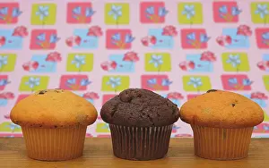 Empty Studio Food Photographies Drucke: Three muffins