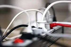 Electricity Tariff Prices Drucke: Multiple outlet strip, for connection of multiple electrical devices