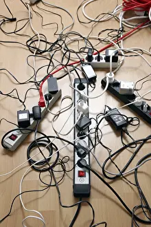 Electricity Tariff Prices Drucke: Multiple power strips for connection of multiple electrical devices