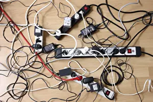 Multiple Power Strips Drucke: Multiple power strips for connection of multiple electrical devices