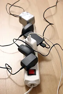 Electricity Tariff Prices Drucke: Multiple power strips for connection of multiple electrical devices