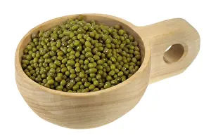 Food Photography Studio Style Drucke: Mung beans on a primitive, rustic