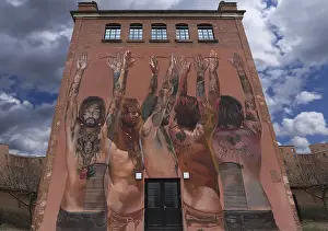 Straßenkünstler Drucke: Malerische Darstellung auf der Fassade eines Hauses von Andreas von Chrzanowski.