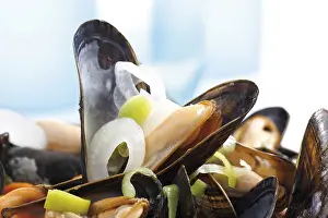 Bivalve Nutrition Facts Drucke: Mussels and vegetable