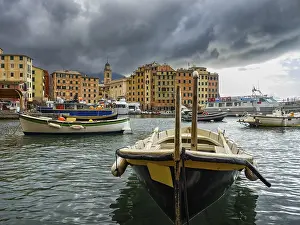Drucke von Schiff in der Hafen von Camogli Verwandte Bilder Drucke: Schiff in der Hafen von Camogli.