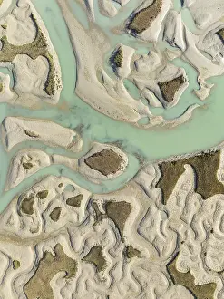 Bird Reserve Aerial Photography Drucke: Network of channels and streams at low tide
