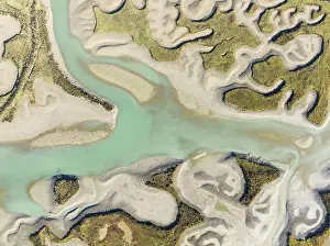 Low Tide In Cádiz Province Drucke: Network of channels and streams at low tide