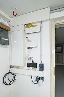 Power Supply Installation Drucke: Network and communication distributor with patch panel