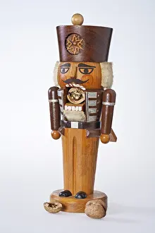 Studio Shot Of Nuts Drucke: Nutcracker