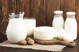 High Quality Food Photography Drucke: Nutritious breakfast based milk