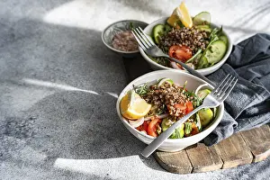 Cherry Tomato Recipes Drucke: A nutritious lunch featuring fresh rocket