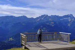 German Alps Mountain Range View Drucke: Observation platform, mountain station