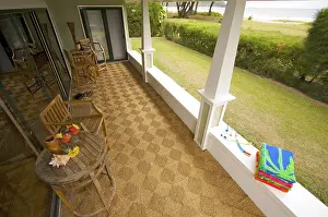 Oceanfront Lanai Drucke: Oceanfront lanai and view