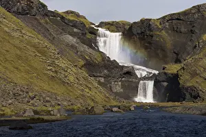 Fjallabak Nature Reserve Drucke: Ofaerufoss waterfall, Eldgja or Eldgja fire gorge