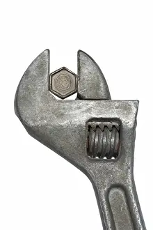 Old Wrench Drucke: Old adjustable spanner with bolt isolated on white background