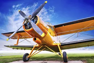 Blue Sky Aviation Drucke: old biplane against a blue sky