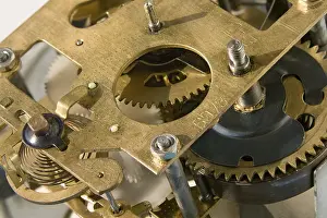 Close Up Handicrafts Drucke: Old clockwork close up
