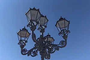 Northern Germany Landscapes Drucke: Old five-armed lantern, blue sky