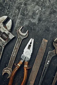 Technical Workshop Equipment Drucke: Old hardware tools. Wrench, screwdriver