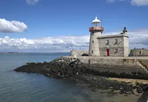 Uninhabited Irish Coastlines Drucke: The old lighthouse of Howth, Howth Head peninsula