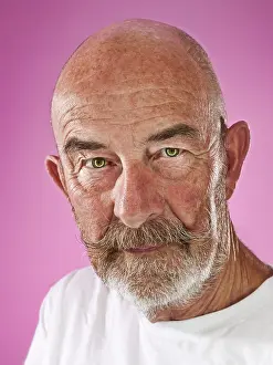 Retirement Planning Drucke: An old man with a grey beard