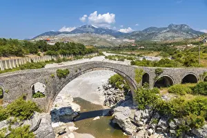 Natural Preserve Southeast Europe Drucke: The Old Mes bridge near Shkoder
