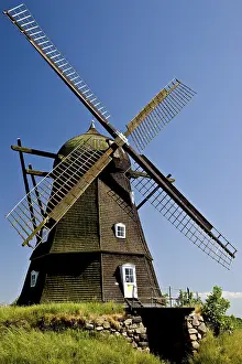Scandinavian Architecture Drucke: Old windmill, Melby, Denmark