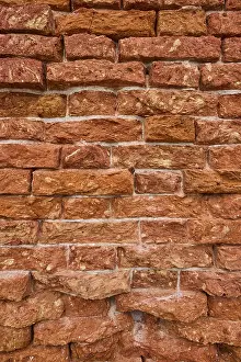 Sacral Building In Europe Drucke: Detail of an old ziggurat wall made of bakestone bricks