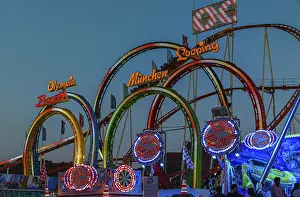 Oktoberfest Amusement Ride Drucke: Olympic five-loop, rollercoaster