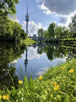 Telecommunication Tower Germany Drucke: Olympic Tower reflected in the lake