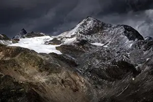 Tyrol Mountain Range Drucke: Otztal mountains with dramatic sky