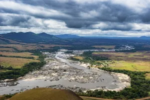 Riverine Landscape Photography Drucke: Overlook over the Ogoolle River