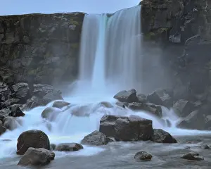 Oxararfoss Waterfall Drucke: Oxararfoss Waterfall