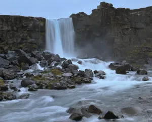 Thingvellir National Park Drucke: Oxararfoss Waterfall