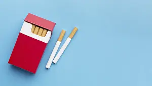 Copy Space Photo Drucke: Pack cigarettes with copy space
